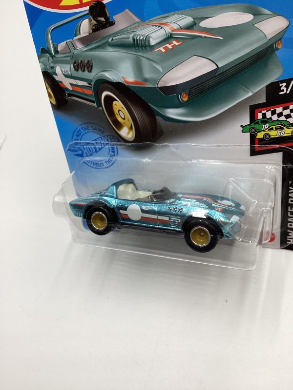 2021 Hot Wheels Super Treasure Hunt #37 Corvette Grand Sport Roadster with protector Online Hot Sale