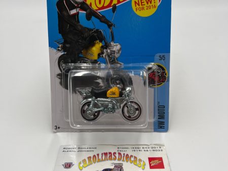 2016 Hot Wheels Moto #135 Honda Monkey Z50 Yellow 80C For Cheap