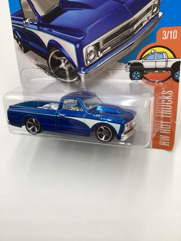 2016 Hot wheels #143 67 Chevy C10 Blue 8D Supply