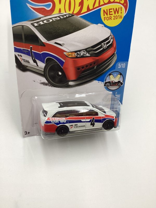 2016 Hot Wheels #115 Honda Odyssey White Yokohama on Sale