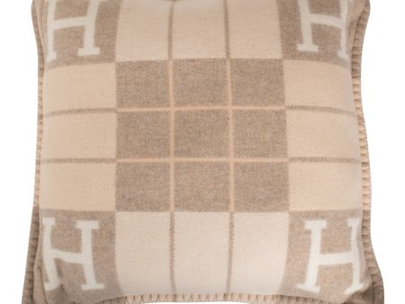 Hermes  Avalon III  Coco and Camomille Signature H Cushion PM Set of Two Hot on Sale