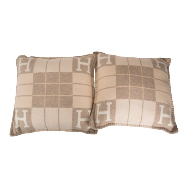 Hermes  Avalon III  Coco and Camomille Signature H Cushion PM Set of Two Hot on Sale